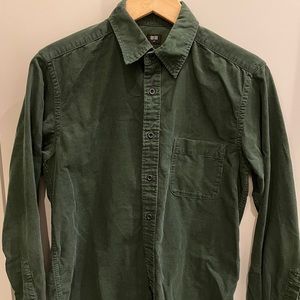 Uniqlo Dark Green Corduroy Buttondown, XS